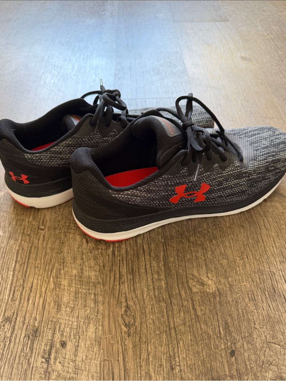 Under Armour Charged Impulse 2 Knit grey and red RUNNING SHOES MEN'S  SZ 10